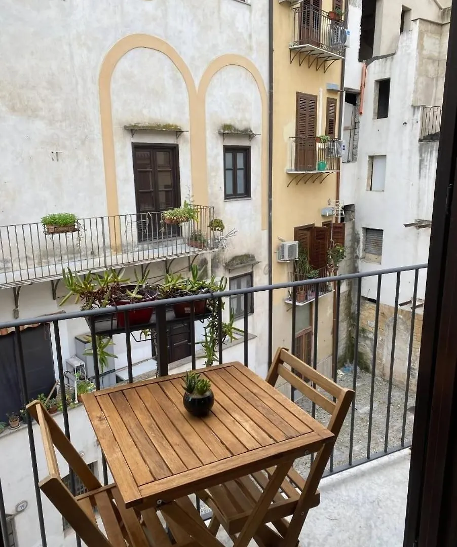 La Barbera'S Apatments Old Town Pa Apartment Palermo